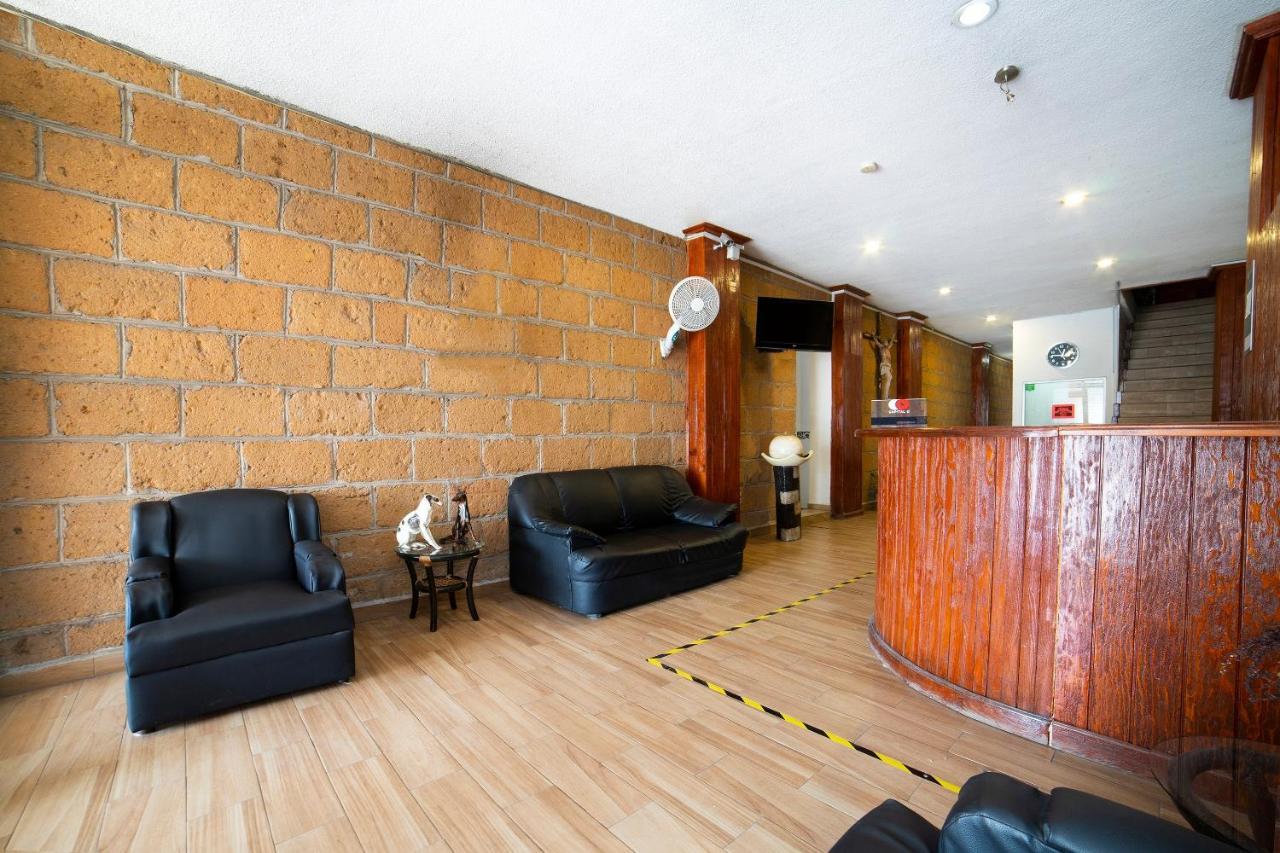 Hôtel Amueblados San Isidro à León de los Aldamas Extérieur photo