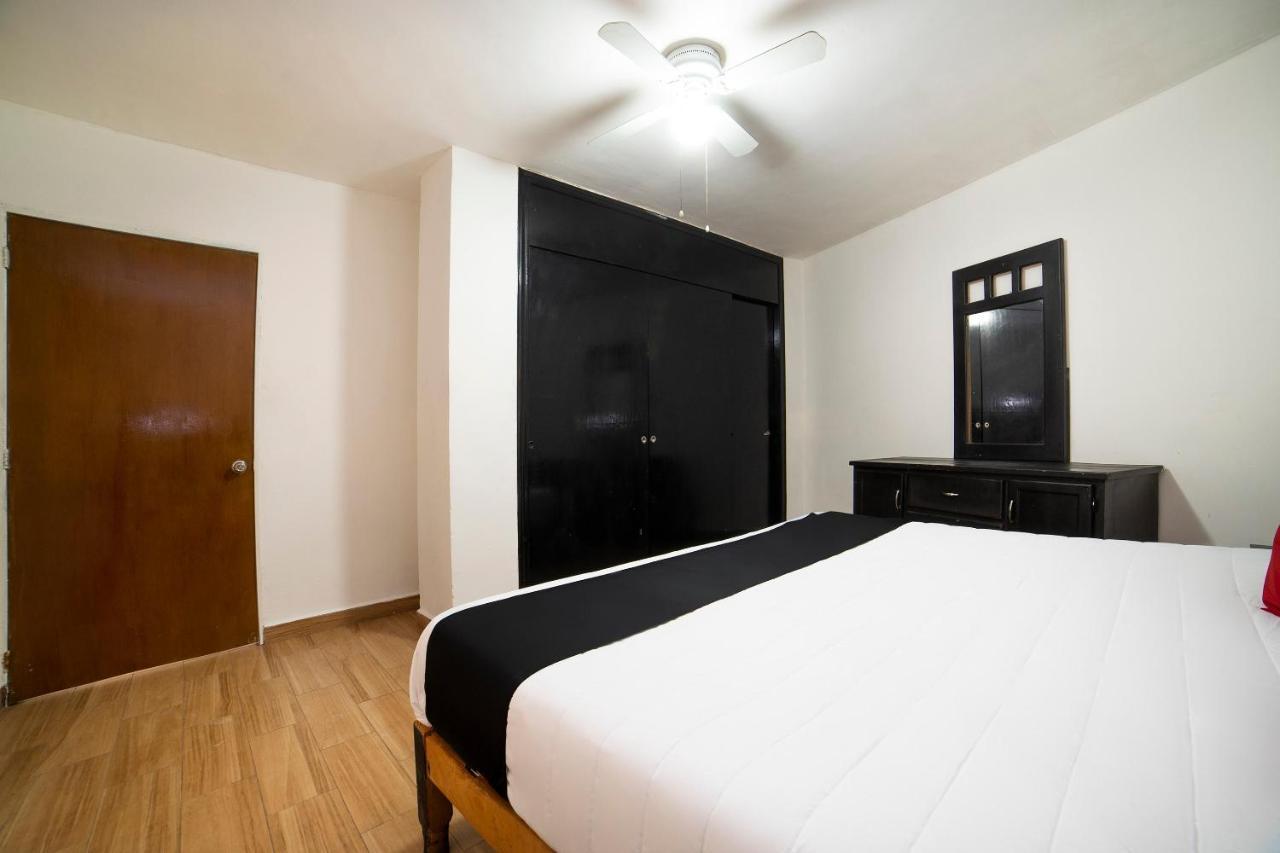 Hôtel Amueblados San Isidro à León de los Aldamas Extérieur photo