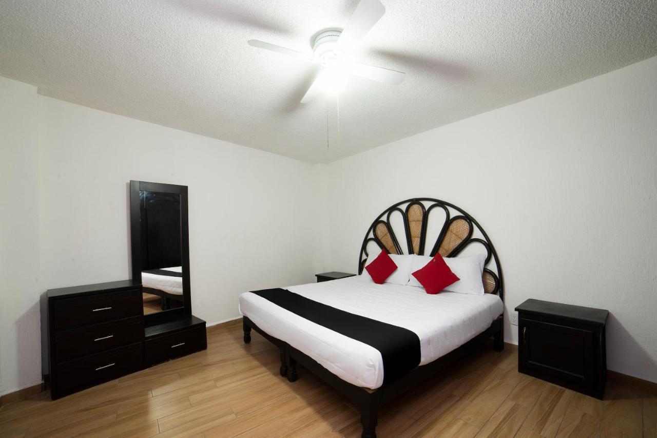 Hôtel Amueblados San Isidro à León de los Aldamas Extérieur photo