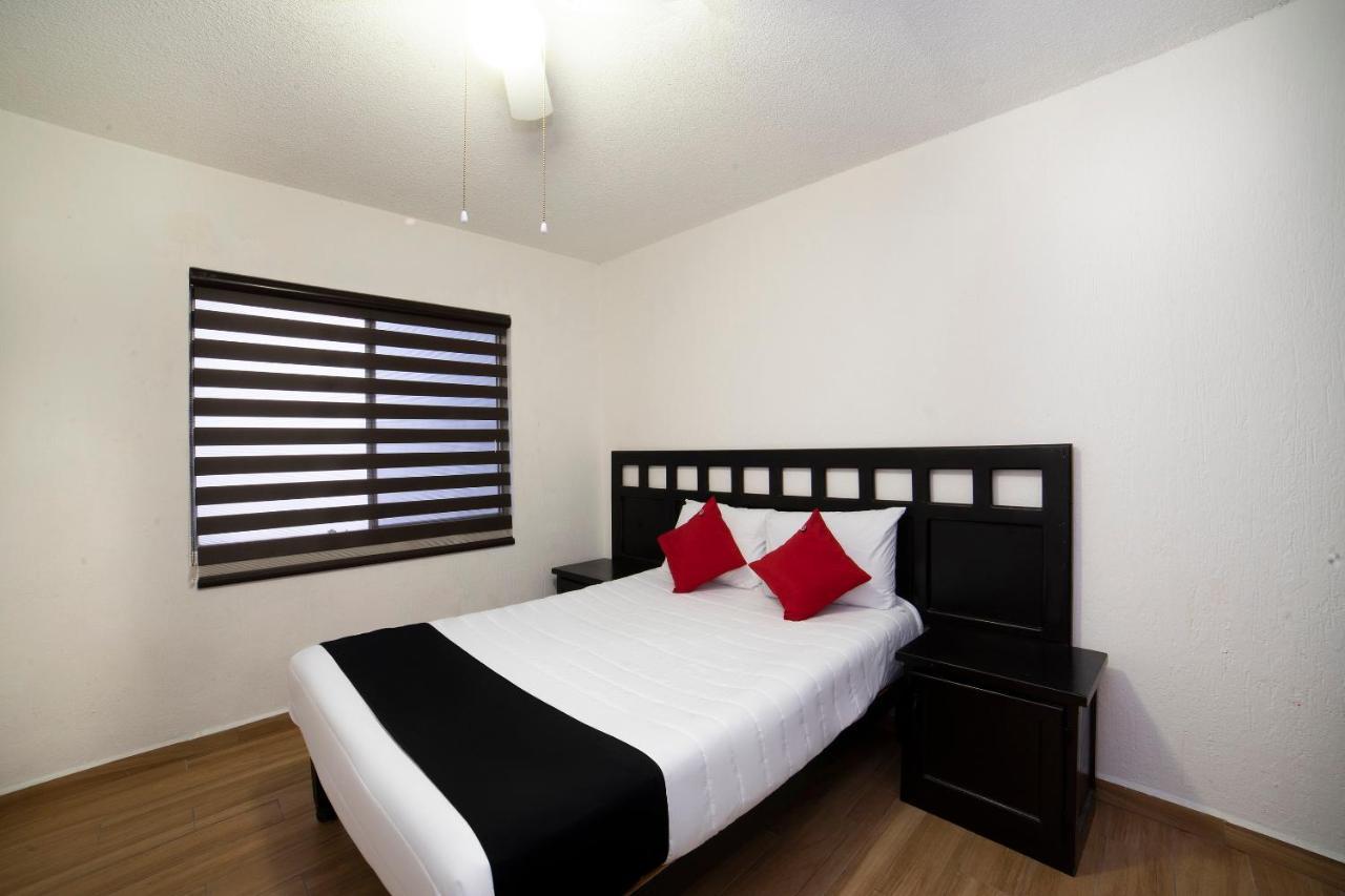Hôtel Amueblados San Isidro à León de los Aldamas Extérieur photo